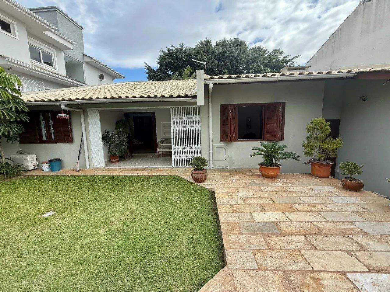 Casa com piscina e 3 dormitórios em Itaguaçu - Foto 4