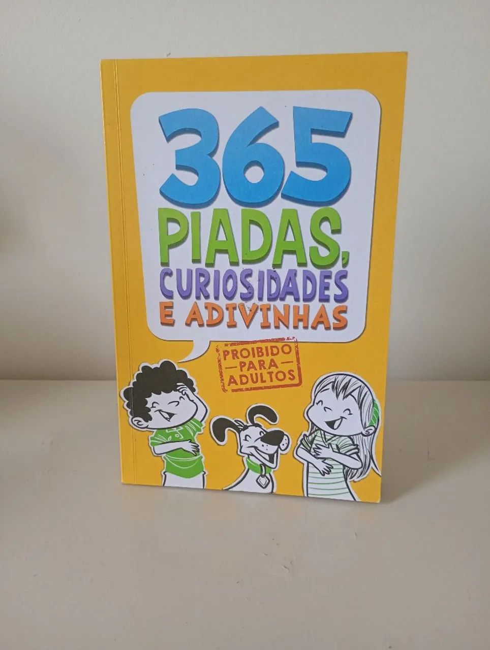 Livro 365 piadas, curiosidades e adivinhas 