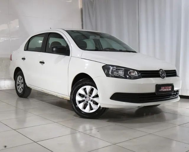 Volkswagen Voyage 2015