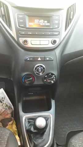 Hb20 hatch 1.0 2018 IPVA 2019 pago - Foto 2