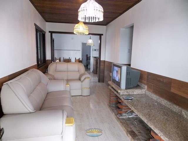 Boa casa 3dormítorios, 3banheiros c/ piscina - Foto 8