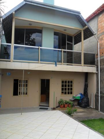 Casa 03 quartos 2 suítes