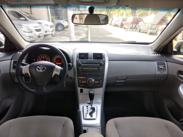 Toyota Corrolla GLI 1.8 Flex Aut - Foto 8