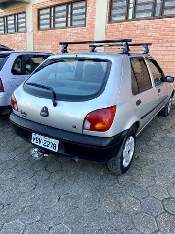RELÍQUIA: Ford FIESTA GL 1.0 - 2001 - Foto 4