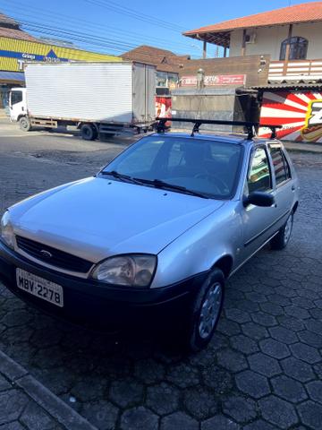 RELÍQUIA: Ford FIESTA GL 1.0 - 2001 - Foto 2