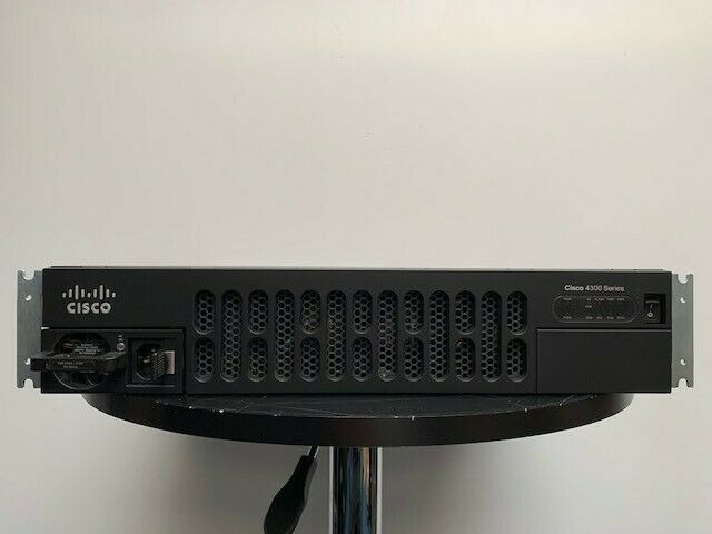 Roteador Switch Cisco 4300 Series alto desempenho64303758242561121