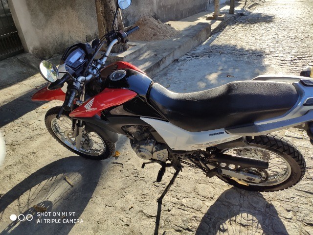 VENDE-SE HONDA BROSS 160 2015 ESDD