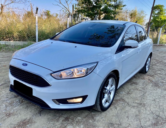 FOCUS SEDAN 2.0 FLEX AUTOMÁTICO NOVÍSSIMO- BAIXA KM
