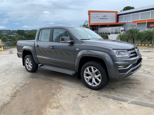 AMAROK V6 HIGHLINE 2020 COM 8 MIL RODADOS