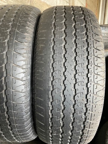 Pneus 265/60/18 Bridgestone Dueler h/t meia vida sem defeitos (não são riscados) - Foto 3