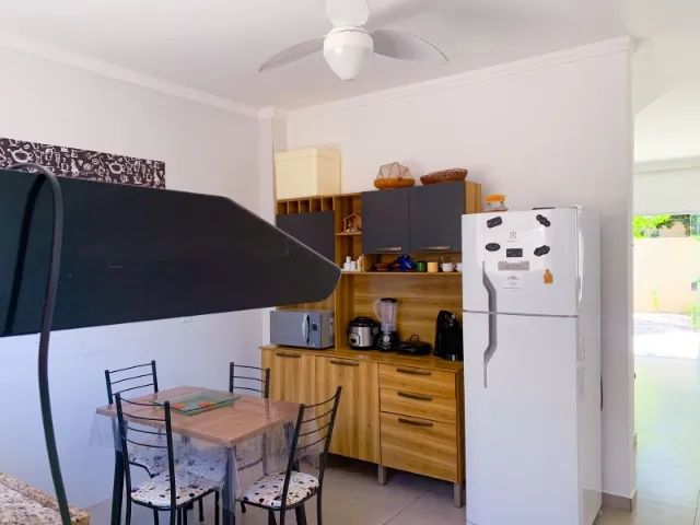 2 Suítes c/ Ar, Piscina, Churrasqueira, 400mts do Mar - Foto 12