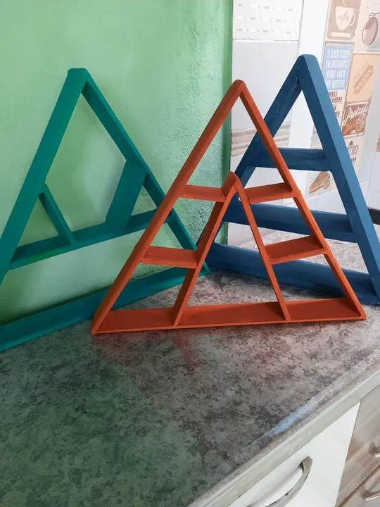 Prateleira Nicho Estante Triangular Decorativa Madeira