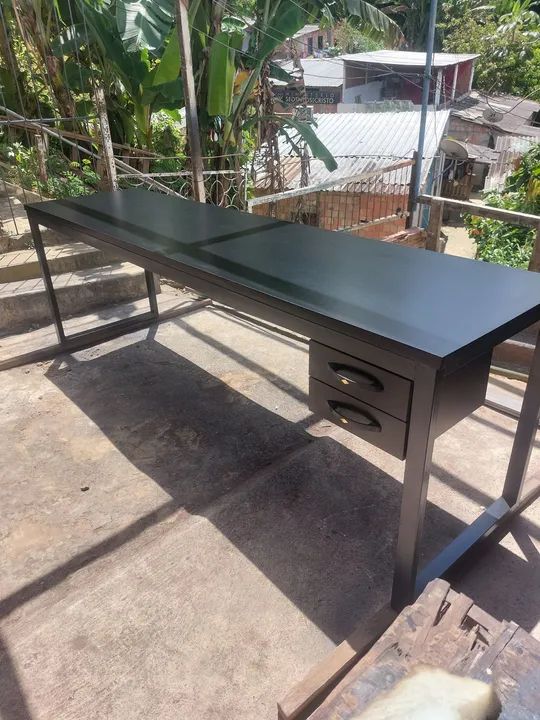 Mesa reta com gaveta  - Foto 4