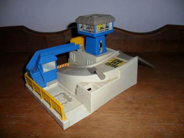 Vintage Miniatura Playset Mattel Hot Wheels  Brinquedo antigo e raro, em bom estado