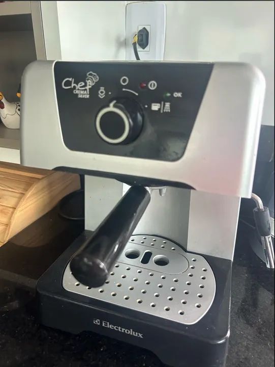 Cafeteira expresso eletrolux chef crema