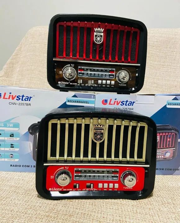 Rádio Vintage Retrô Portátil AM/FM Bluetooth Livstar
