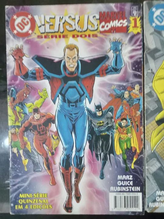 Três hqs vols 1, 2, 3 de Marvel vs Dc comics da editora Abril jovem - Foto 2