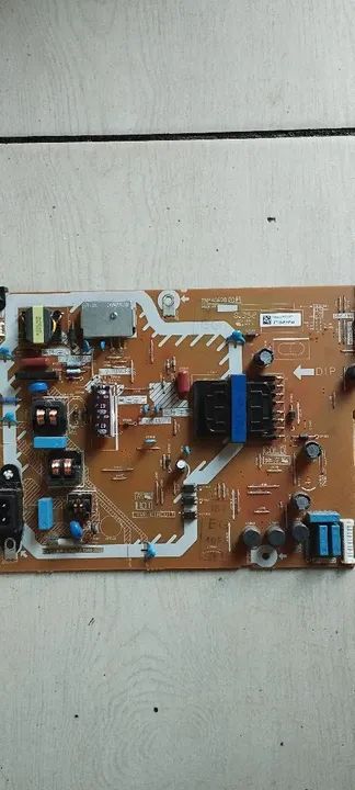 Placa fonte tv Panasonic TC40FS600B - Foto 4
