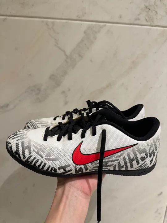 Chuteira nike futsal 37