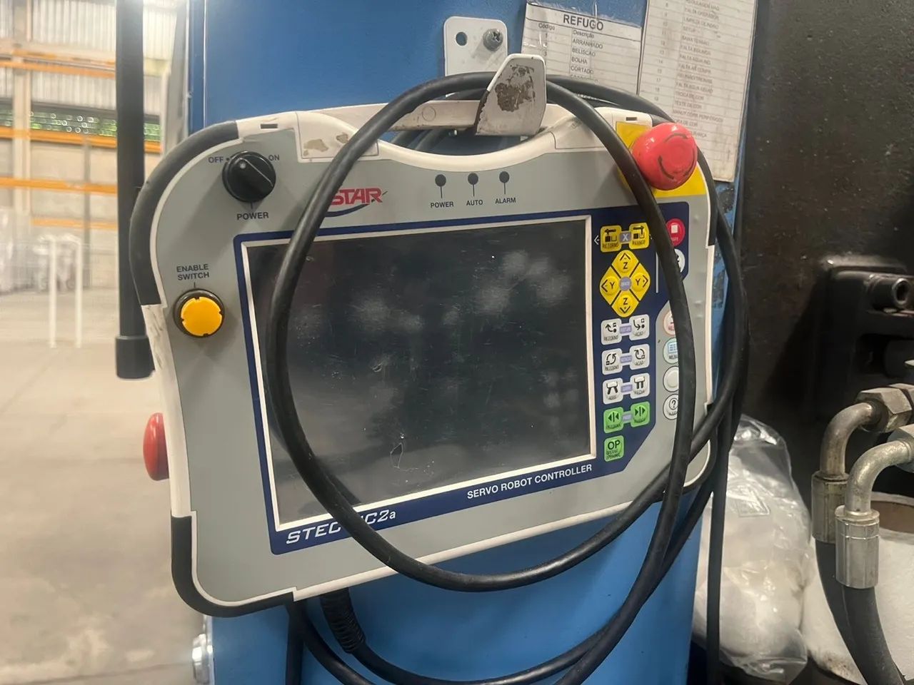 Injetora Haitian 600 toneladas com robô  - Foto 2