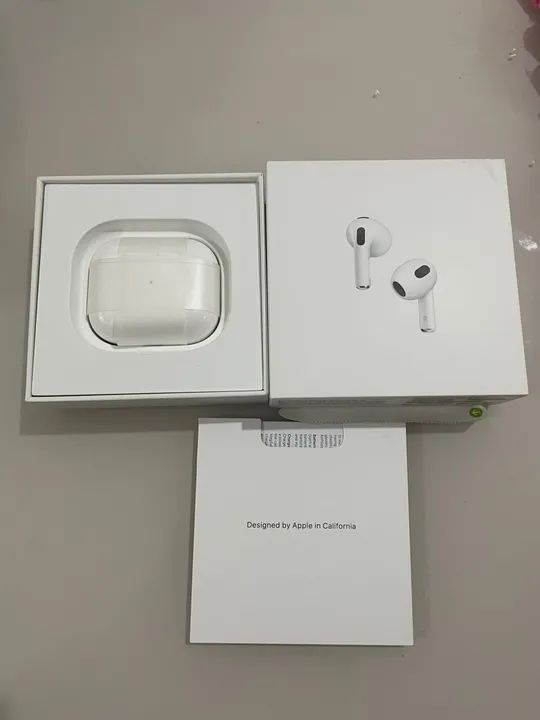 Apple AirPods 3r Geração 
