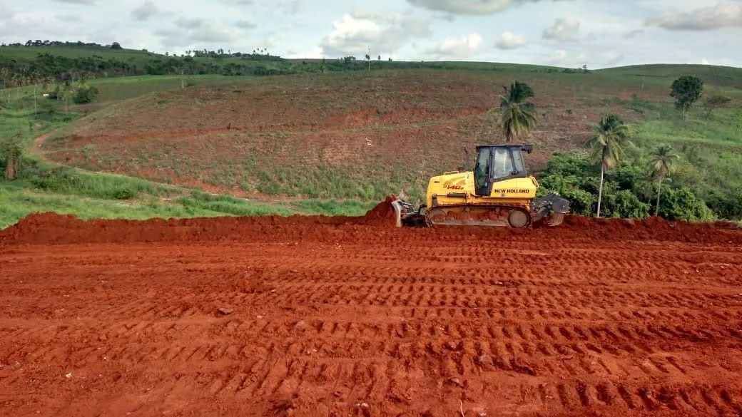 Executamos serviços de Terraplenagem, Escavação, Aterro e Compactação.  - Foto 4