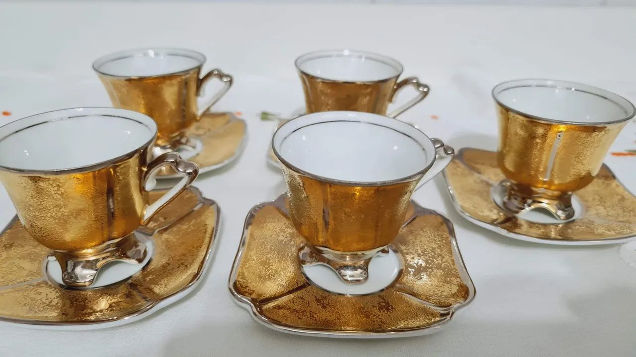 5 xícaras para café douradas - Foto 3