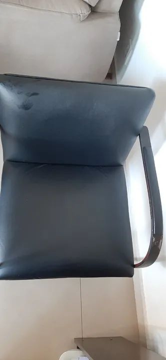 Cadeira Preta Tipo Brun - Foto 4