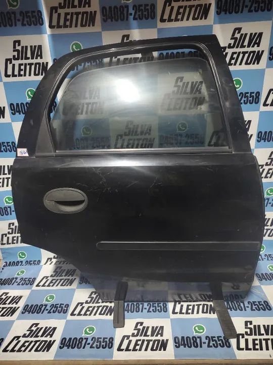 porta traseira direira  corsa 2002 2003 2004 2005 2006 2007 2008 2009 2010 2011 completa