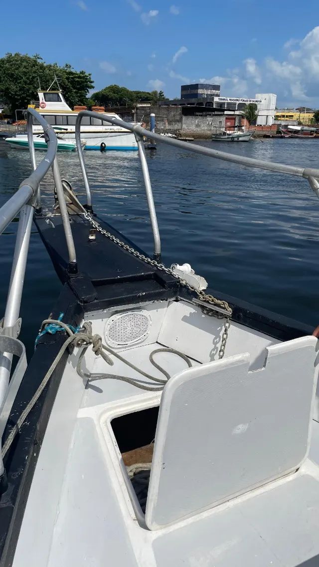 Embarcação - Esporte e Recreio, Motor - MWM de 3 cilindros, 229 - Foto 4