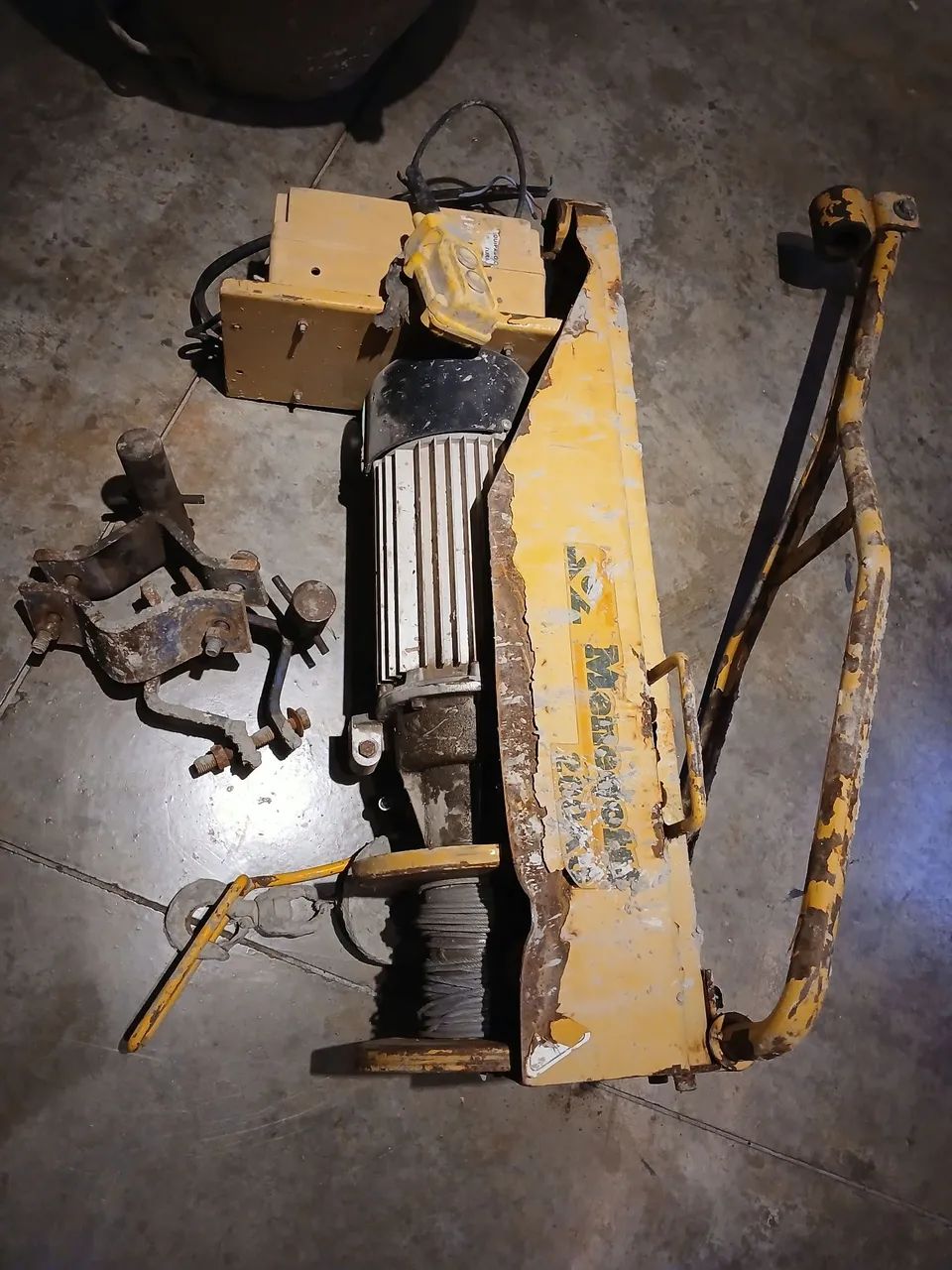 Guincho coluna menegotti  grande