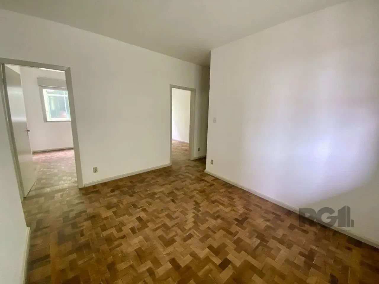 Apartamento 3 dormitórios com living 2 ambiente, cozinha separada e dependência completa,  - Foto 3