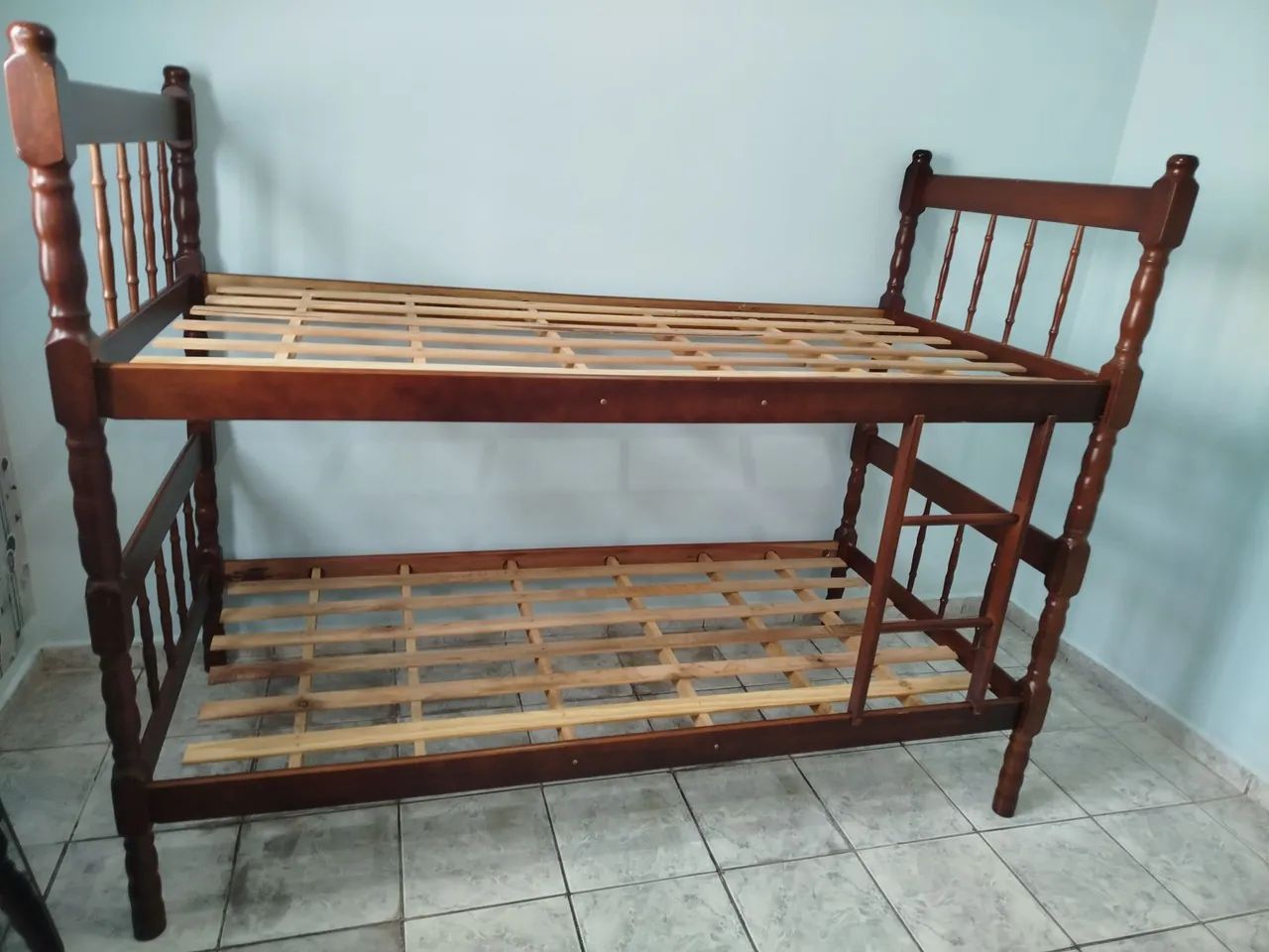 Beliche de madeira maciça - Foto 2