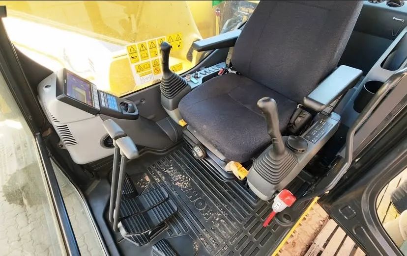 Escavadeira Komatsu PC210 - Mason Equipment - Foto 2