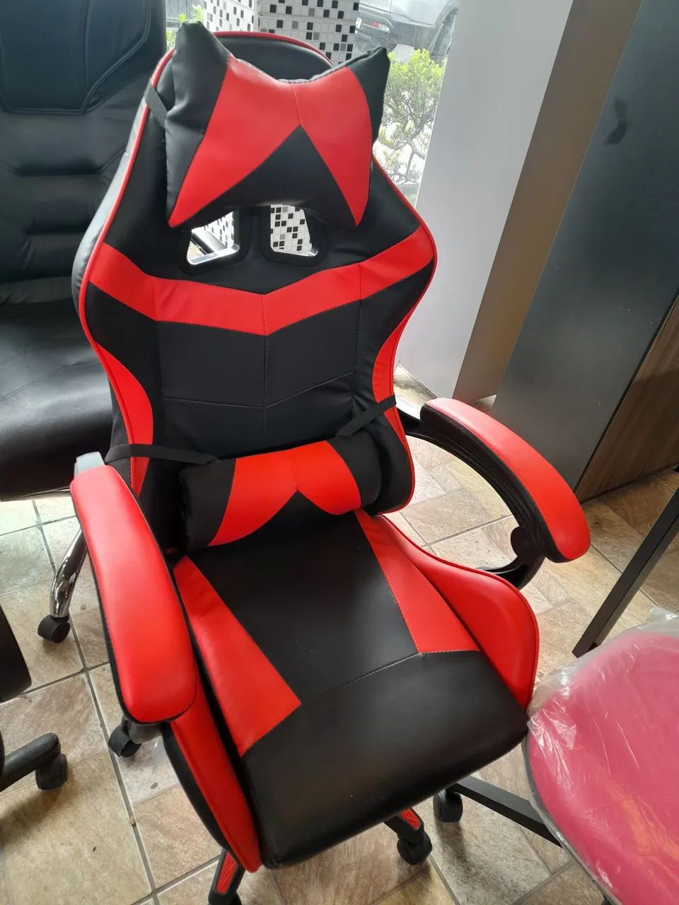 Cadeira gamer nova 