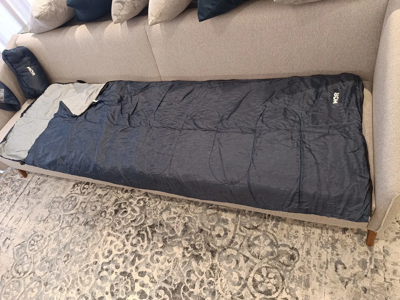 Vendo 2 Sacos de Dormir 150,00.