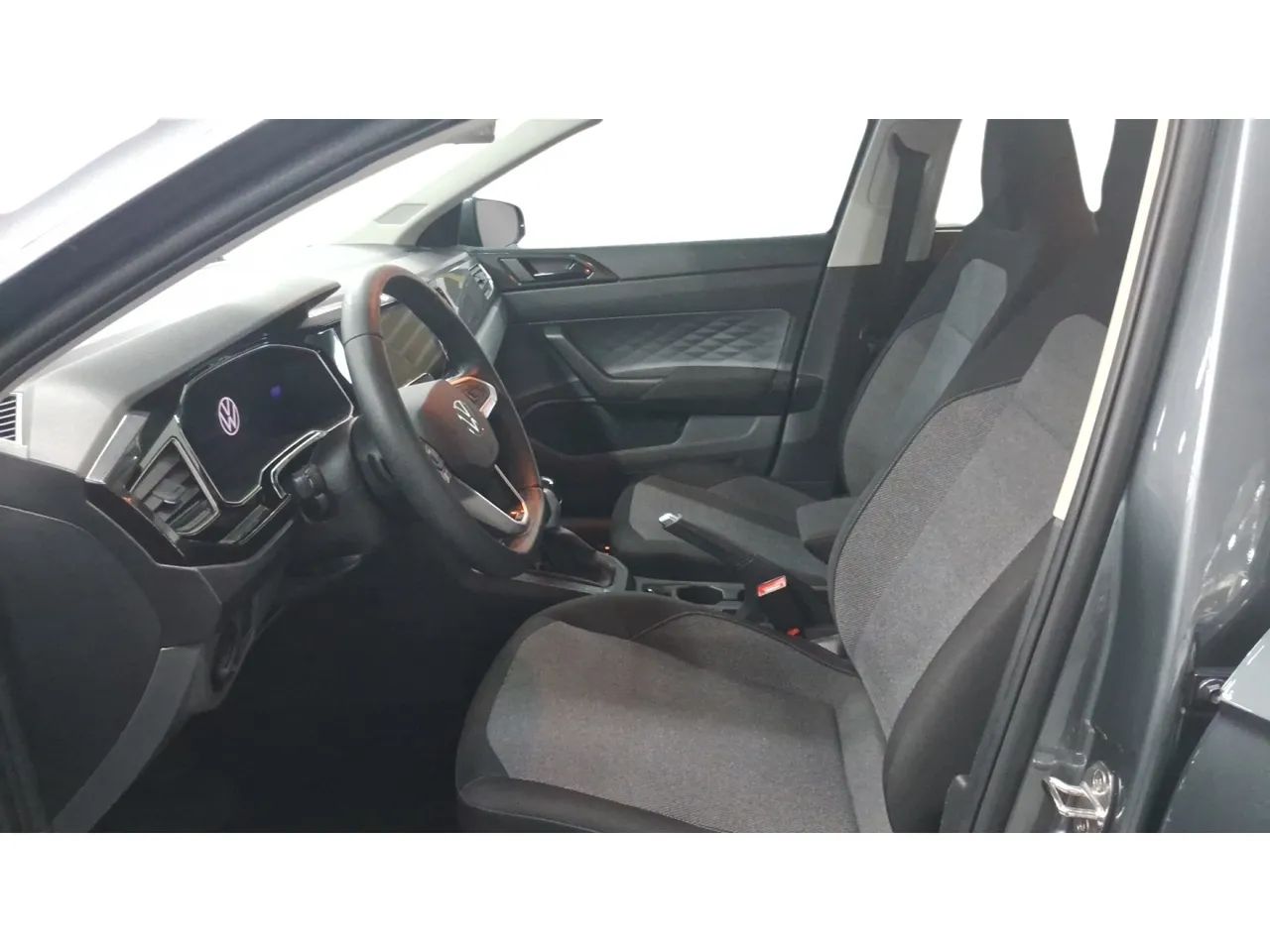 Volkswagen Polo Comfortline TSI 1.0 Flex 12V Aut. 2025 - Foto 12