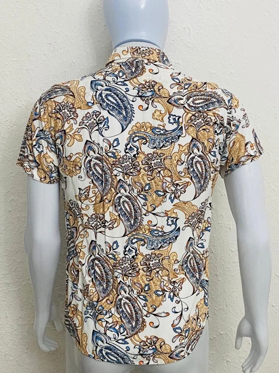 Camisa Casual Viscose Tam. M Estampa Abstrata Ótimo Estado - Foto 2
