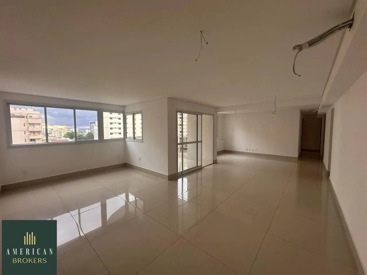 A BAIXO DO PREÇO: Apartamento a Venda 3 Suites, 3 Garagem Novo Residencial Maiso