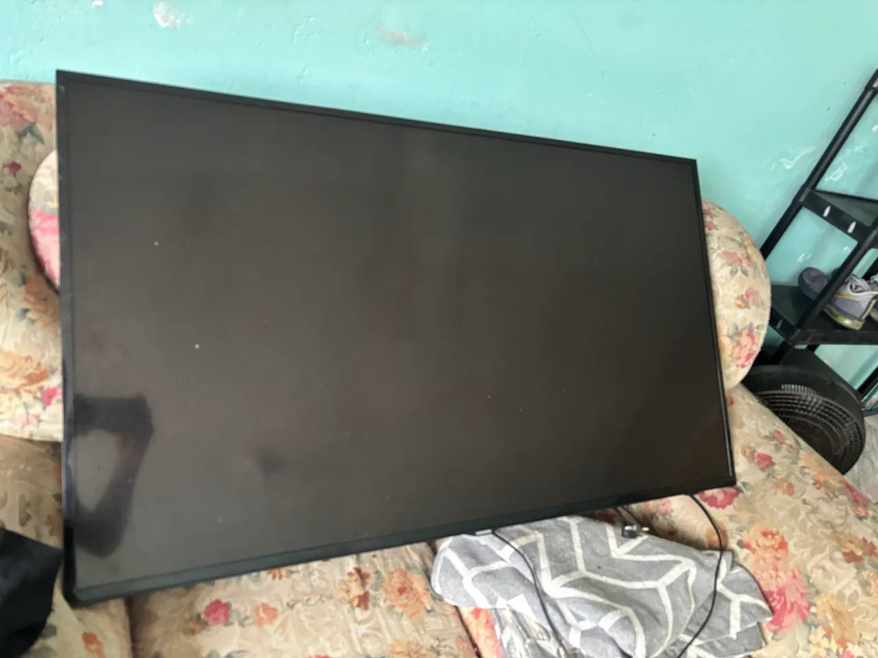 Smart TV Samsung para peças ou uso. - Foto 2