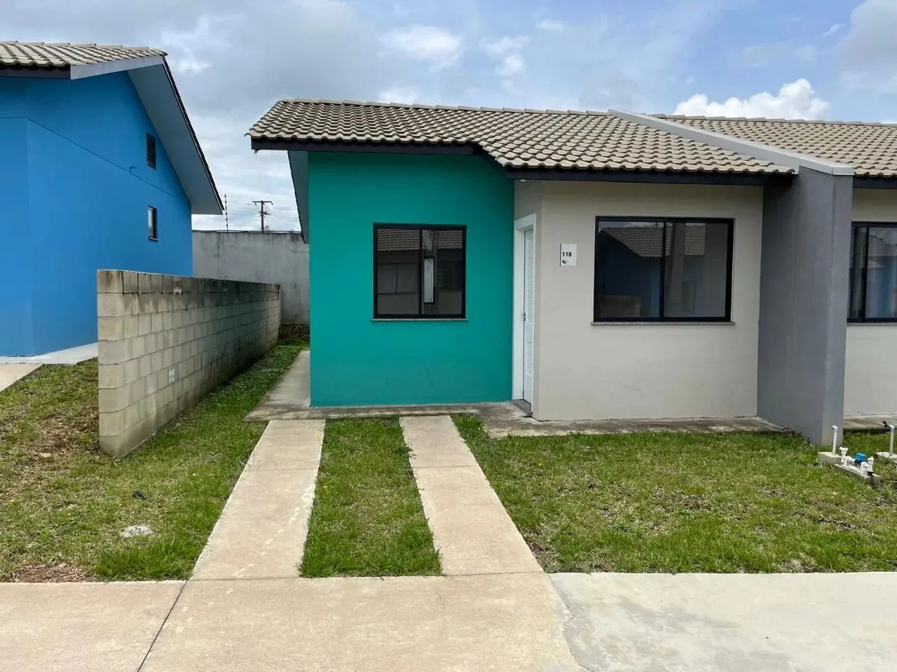 Apartamento para aluguel tem 60 metros quadrados com 2 quartos em Uvaranas - Ponta Grossa