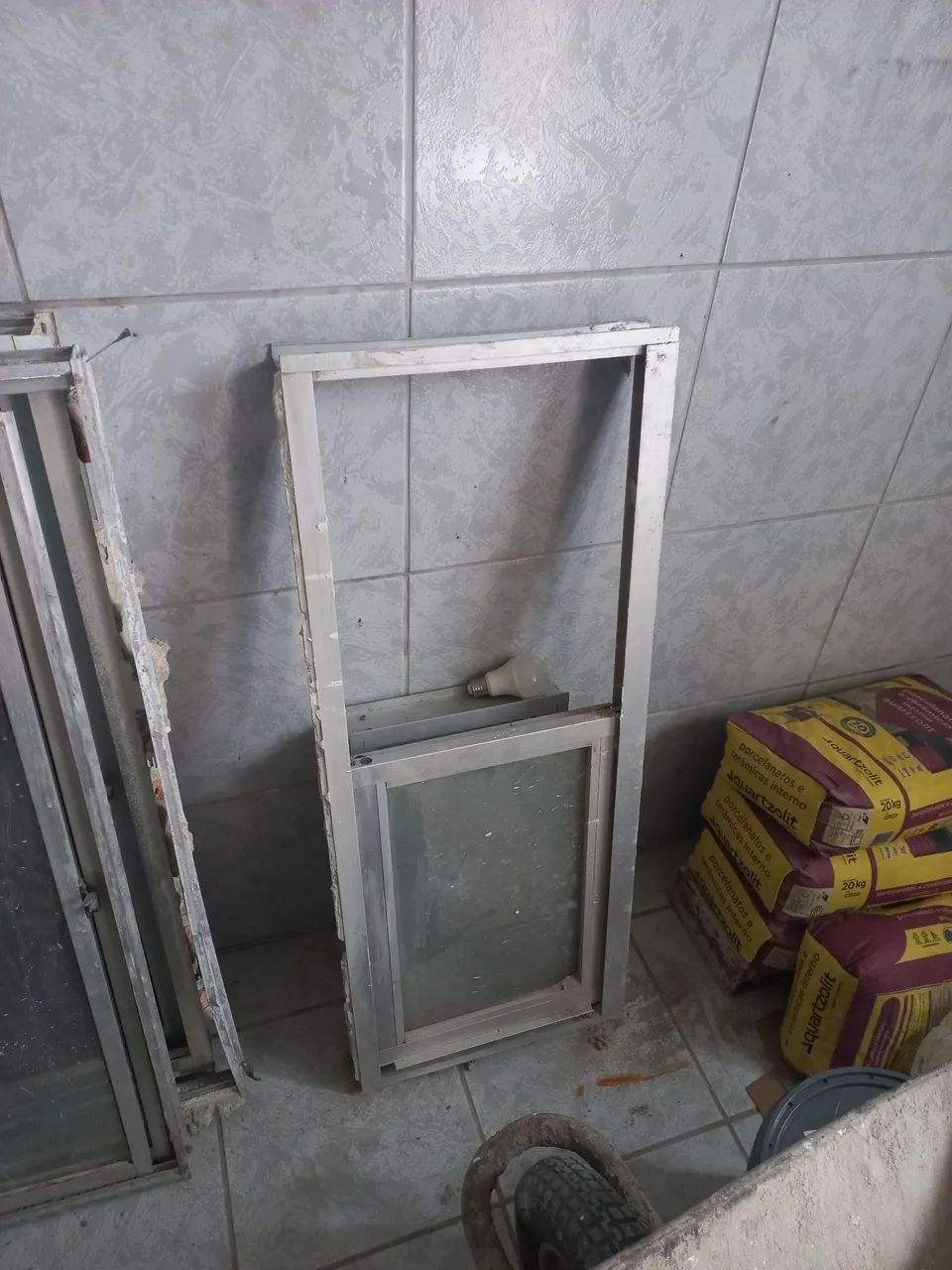 Aluminum Windows64220044752131120