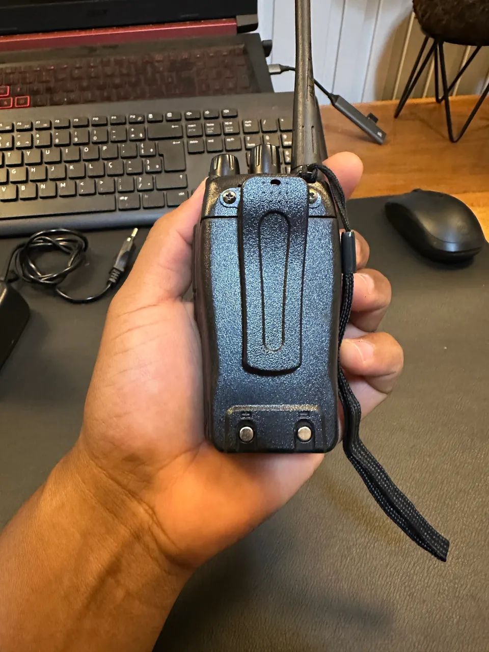 Par de Rádios Comunicadores Segurança Baofeng BF-777S + Fones de Ouvido - NOVO - Foto 3