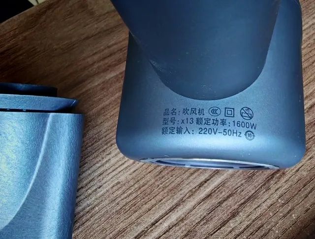 Secador de cabelos Iônico ORIGINAL 1600W íons 220V - Foto 2