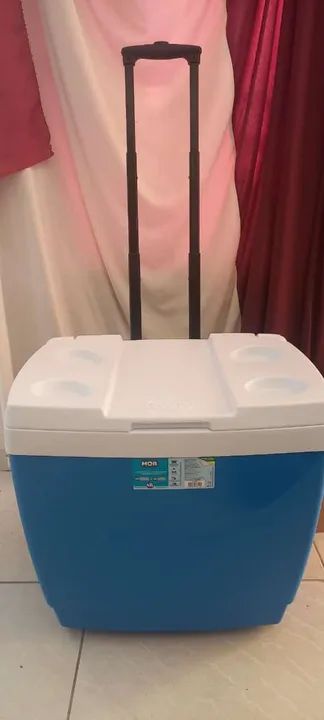 Cooler térmico 42L com rodinha - novo, nunca usado - Foto 5