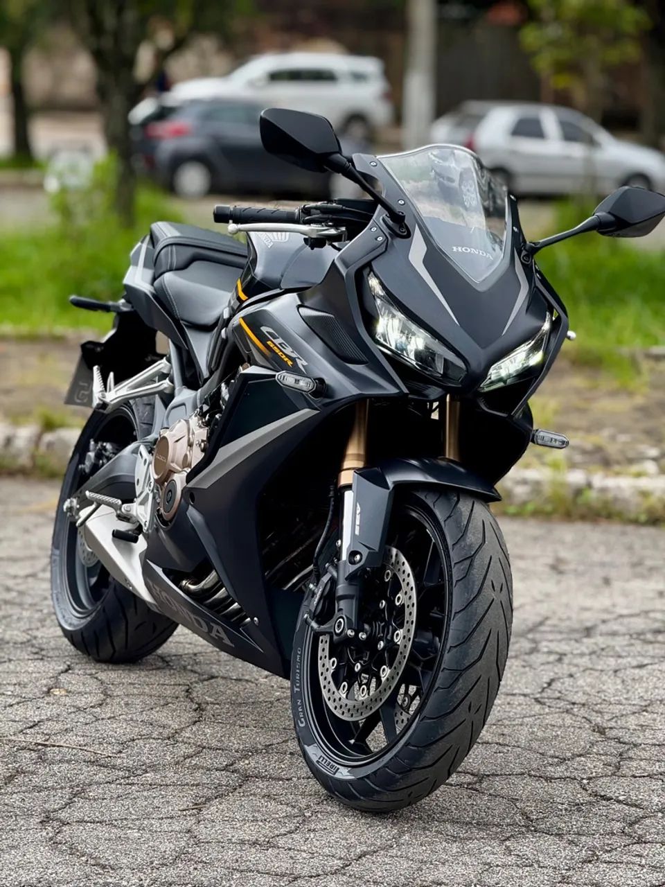Honda CBR 650 R ABS 2023.