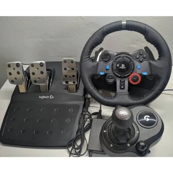 Volante Logitech G29 Driving Force para PS4 e PC