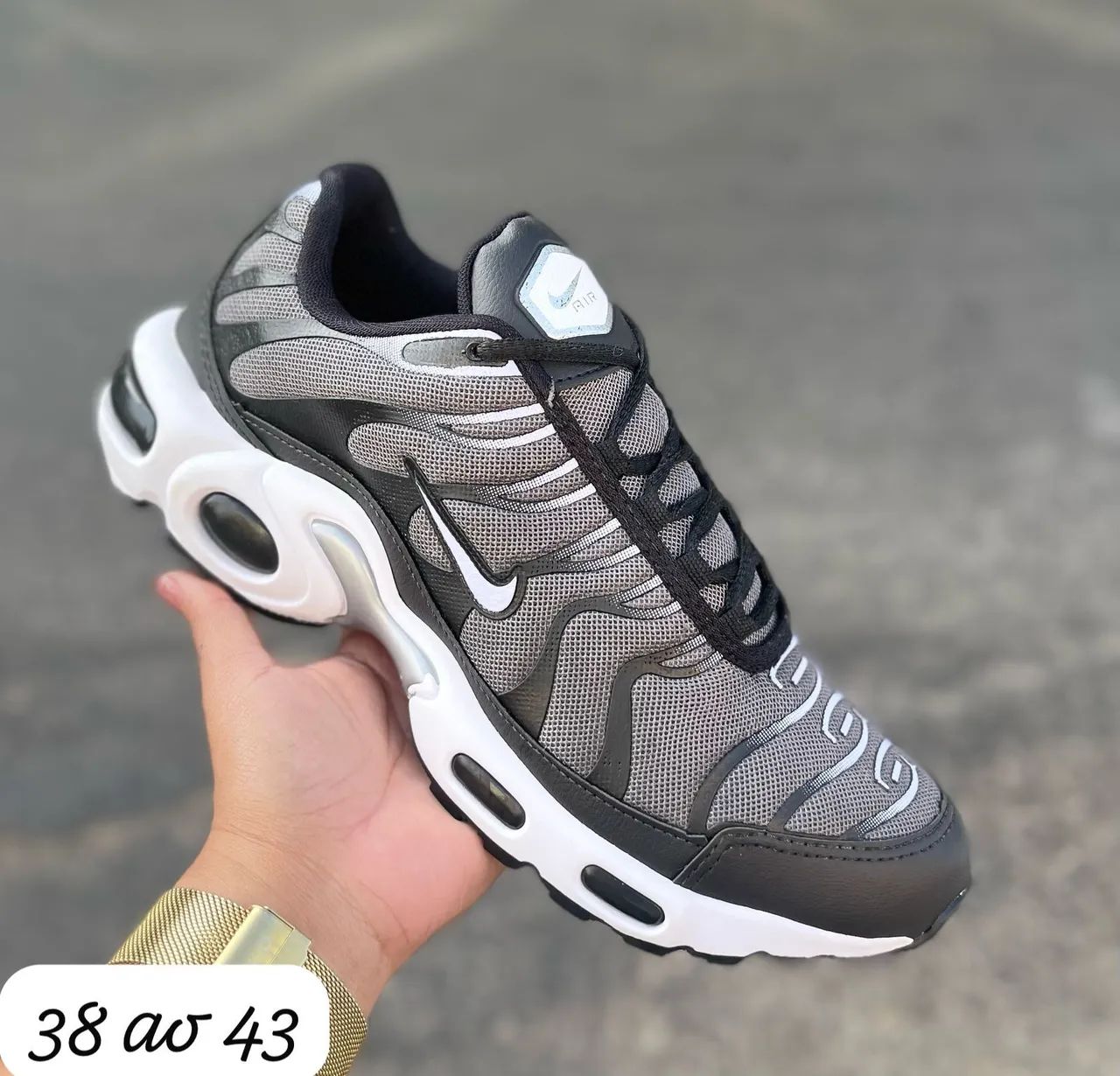 Nike Air Max TN - Preto e Branco - Foto 2