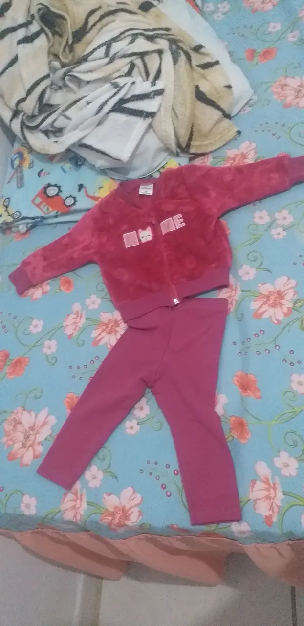Conjunto de Moletom Infantil Rosa