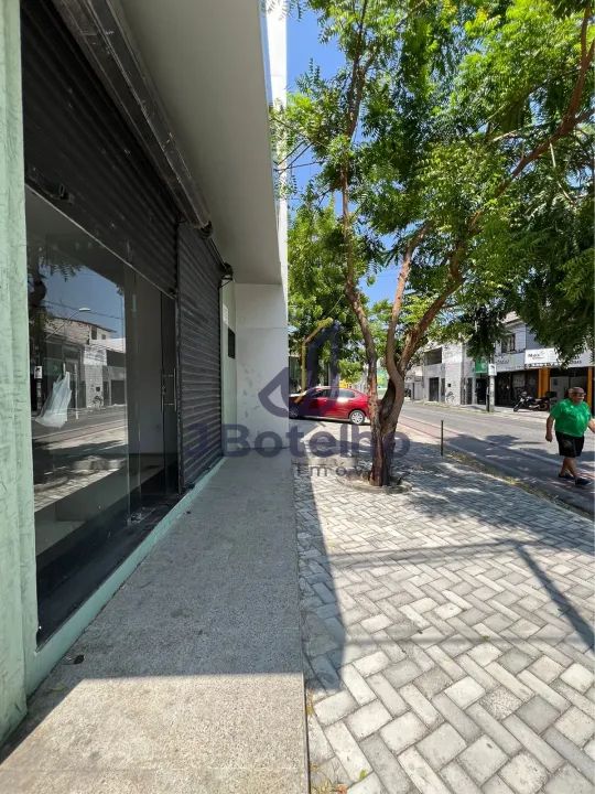 Ponto comercial na Avenida Alberto Magno, 1409, Montese. - Foto 3